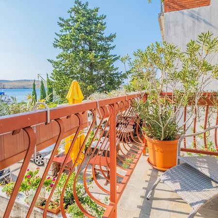 Apartmani Villa Mila Jadranovo Exterior foto