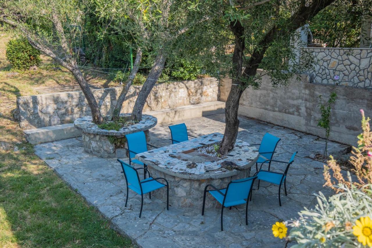 Apartmani Villa Mila Jadranovo Exterior foto