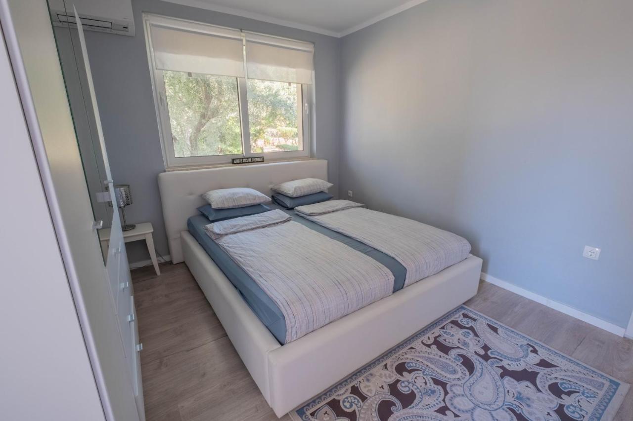 Apartmani Villa Mila Jadranovo Exterior foto